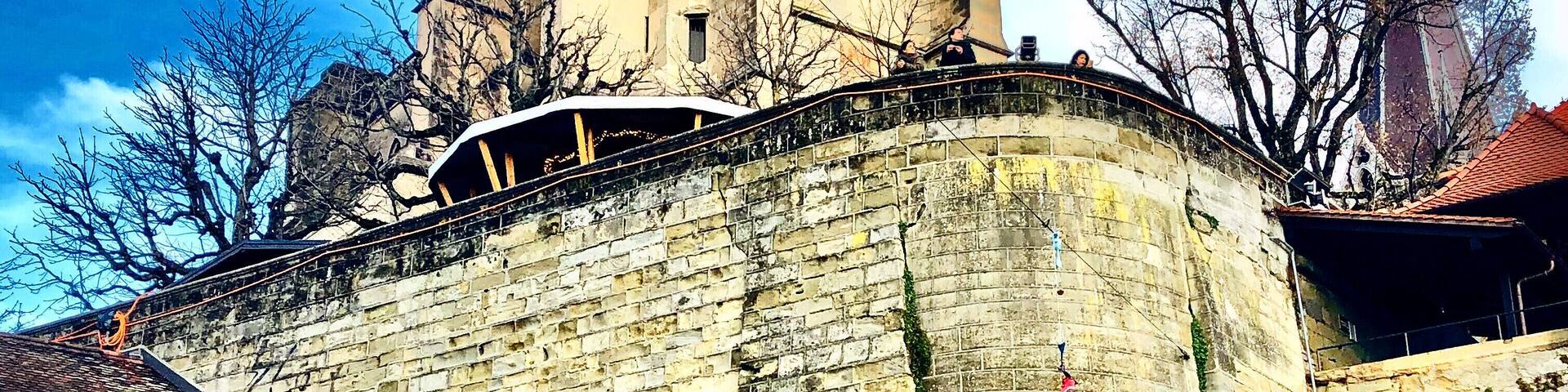 Enjoying a Saturday afternoon in Lausanne.
#switzerland #architecture #trovember