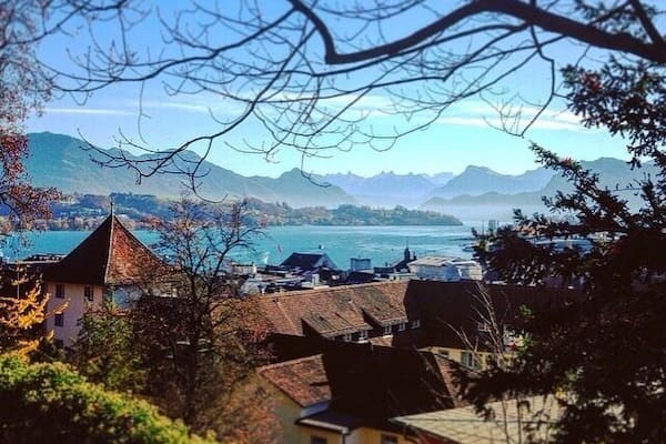 Looking out over Lucerne from one of the towers on the medieval wall. One of the most beautiful views I've ever seen.
#bestof5
#takeahike
#mountains