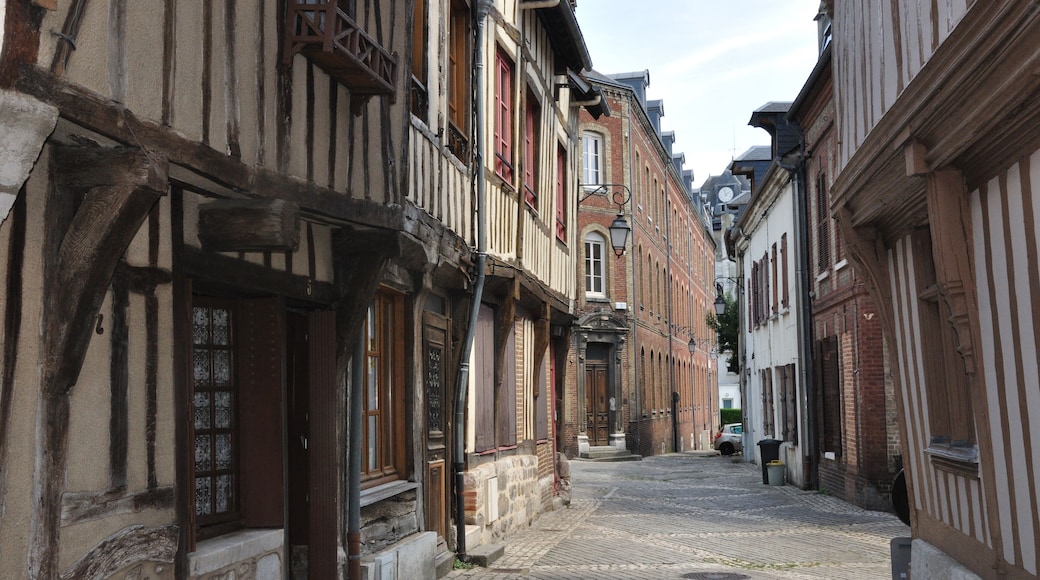 Louviers, rue des Grands Carreaux (Eure)