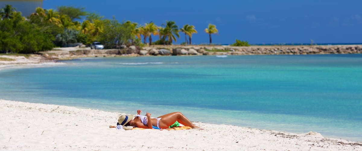 Oranjestad Hotel Guide