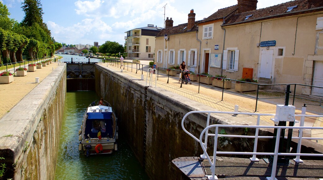 Montargis featuring a river or creek and boating