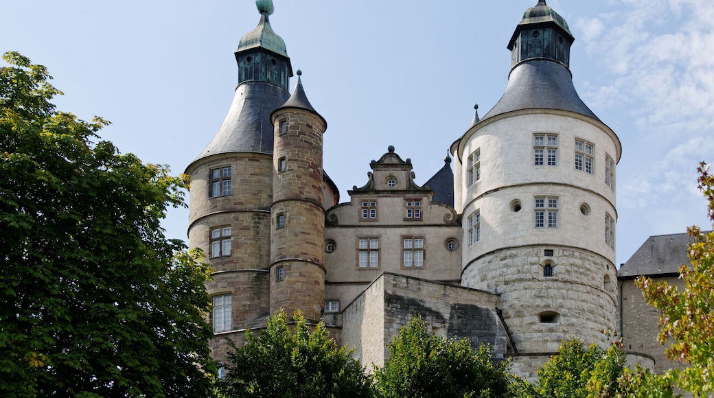 This building is classé au titre des Monuments Historiques. It is indexed in the Base Mérimée, a database of architectural heritage maintained by the French Ministry of Culture, under the reference PA00101673 .