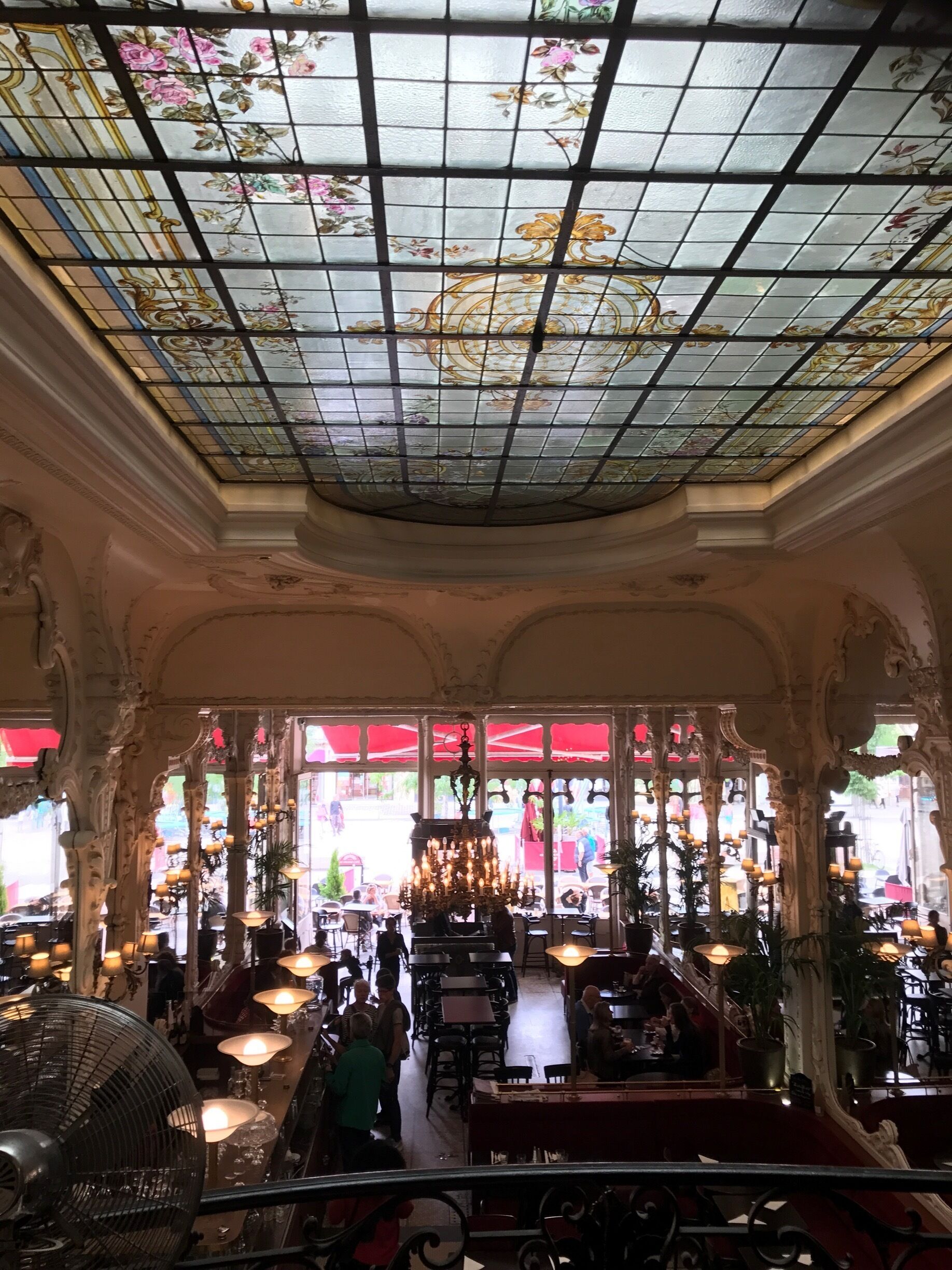 Le Grand Café in Moulins. A young Coco Chanel sings in this Café her song "Qui a vu Coco dans l’Trocadéro ?" The Café is almost exactly the same. In Moulins Gabrielle Chanel changes her name to Coco Chanel
