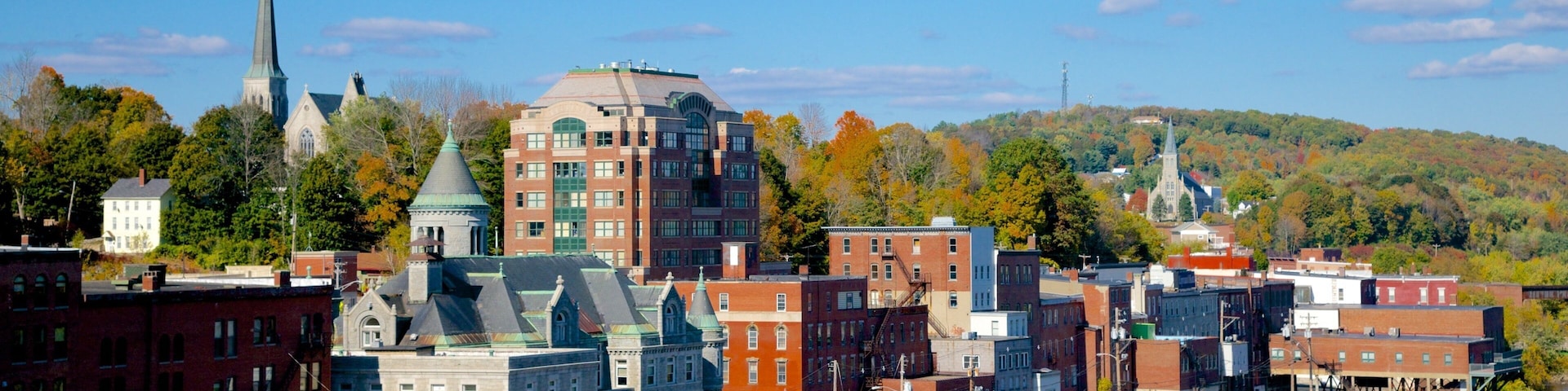 Augusta que inclui uma cidade e um rio ou córrego