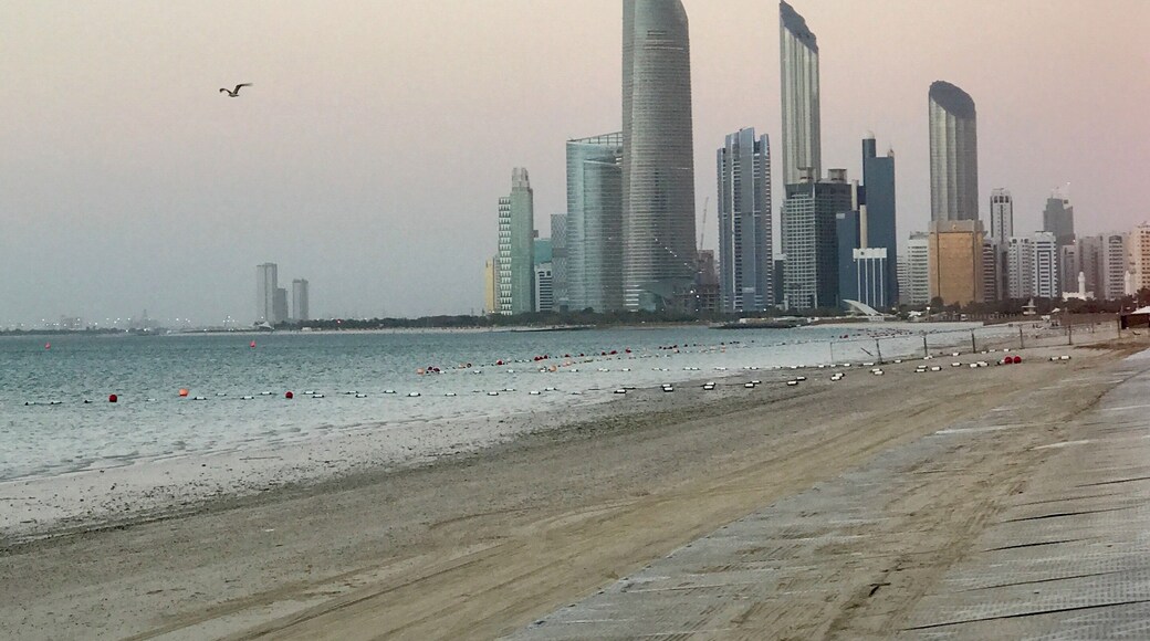 Abu Dhabi corniche is the main gathering point for exercise, meeting friends or just a spot of sunbathing