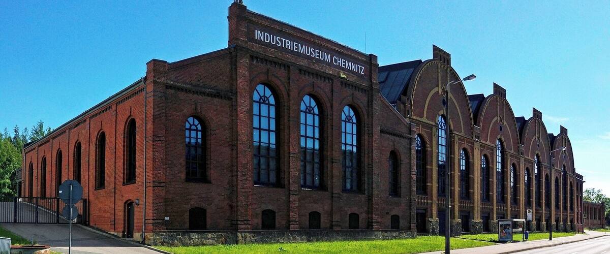 Das Sächsische Industriemuseum Chemnitz an der Zwickauer Straße in Chemnitz im Jahr 2016.