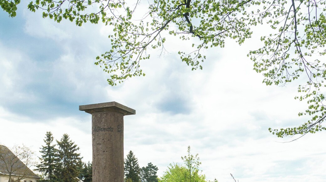 This media shows the protected monument of Saxony with the ID 09240606 KDSa/09240606(other).