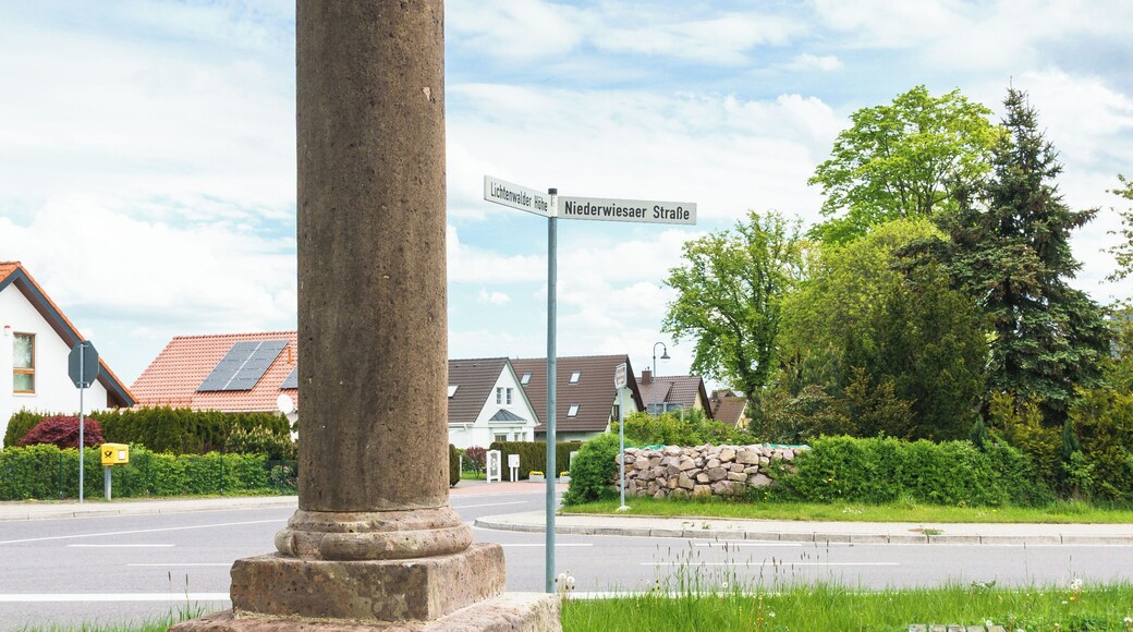 This media shows the protected monument of Saxony with the ID 09240606 KDSa/09240606(other).