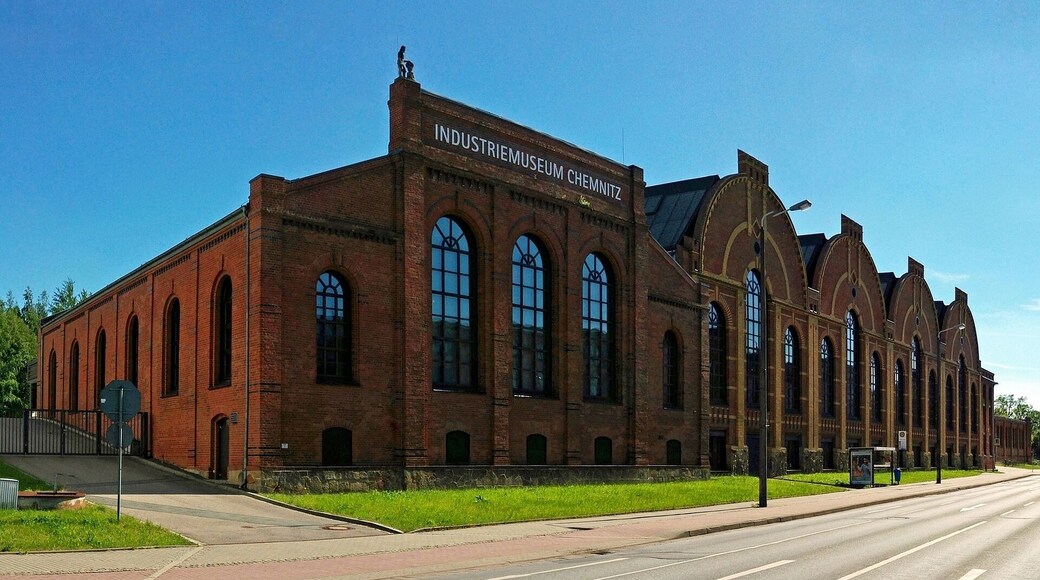 Das Sächsische Industriemuseum Chemnitz an der Zwickauer Straße im Jahr 2016.
