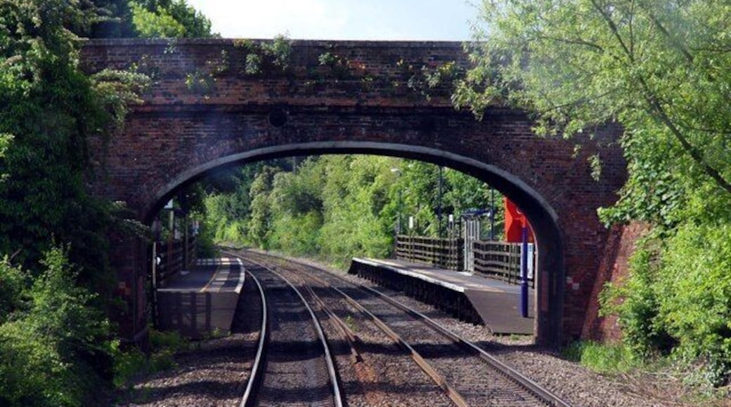 Appleford railway station and road bridge, Oxfordshire