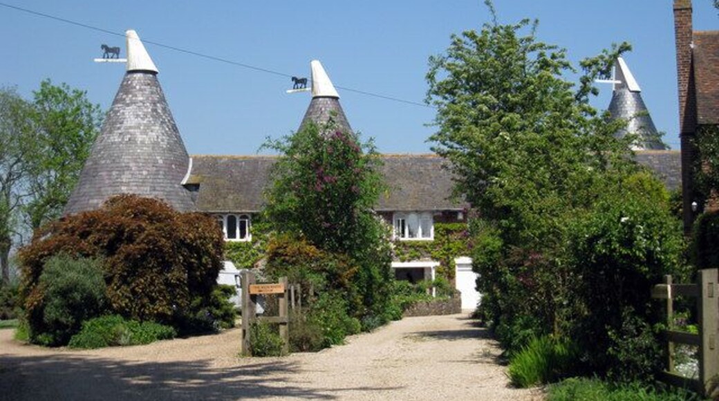Munday Oast, Egerton Road, Pluckley, Kent