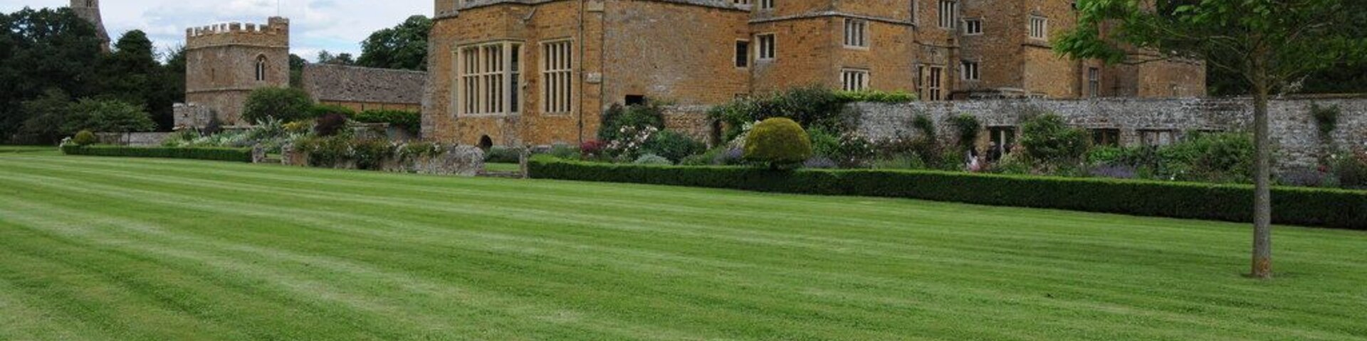 Broughton Castle is the ancestral home of Lord & Lady Saye and Sele and has remained in the same family since 1377. In his book 'England's Thousand Best Houses', the author, Sir Simon Jenkins awards the house five stars one of twenty of the thousand houses to receive this.
