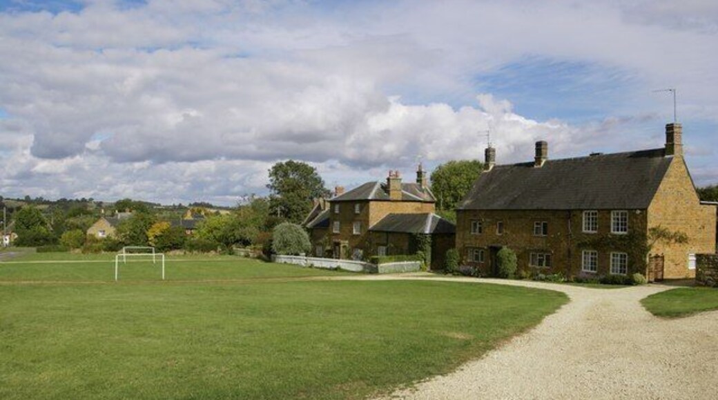 Village green, Warmington This Warwickshire village is beautifully cared for by its residents, who have learned to ignore the background murmer of the nearby M40 motorway.
