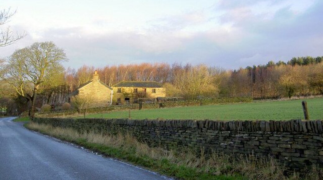 Farmhouse on Litherop Lane
