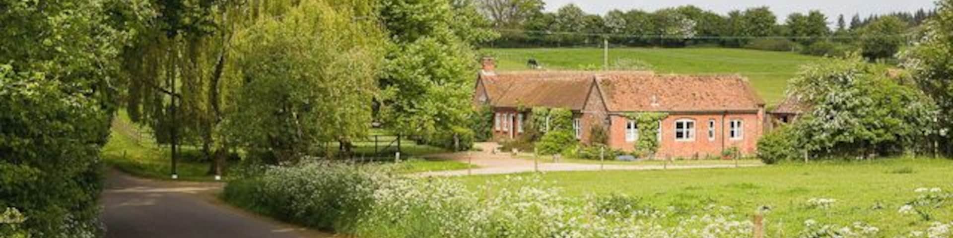 Manor Farm Barns, Waltham Lane