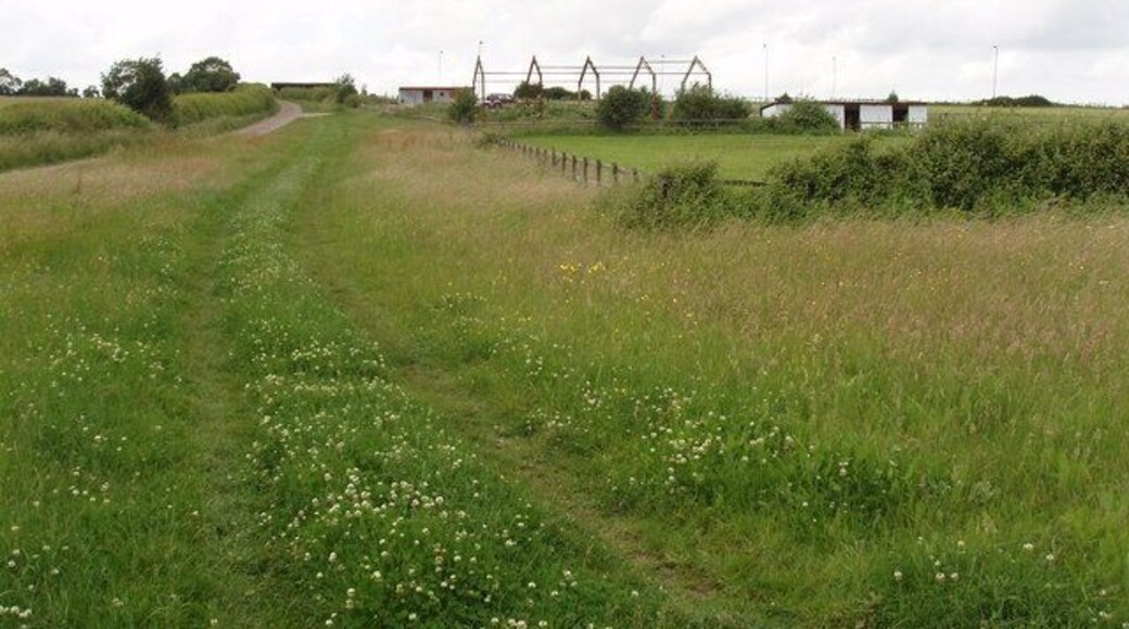 John Bunyan Trail at Hall End, Wootton The John Bunyan Trail is a 75 mile circular path through places associated with John Bunyan.