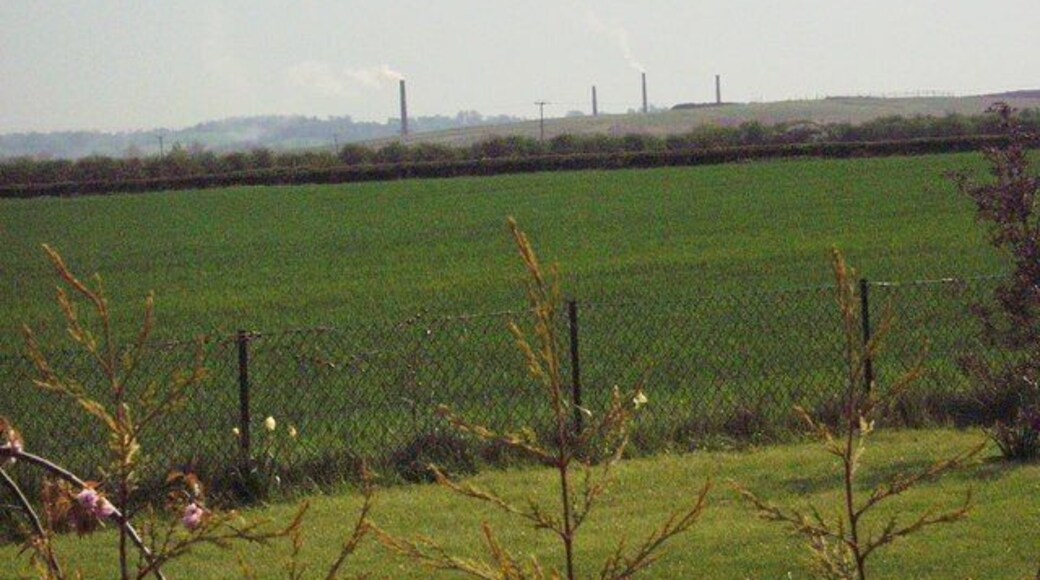 Bedford not Burnley. These smoking chimneys look like a picture of a small northern industrial town in the 1950's but are in fact the brickworks near Bedford 2007.