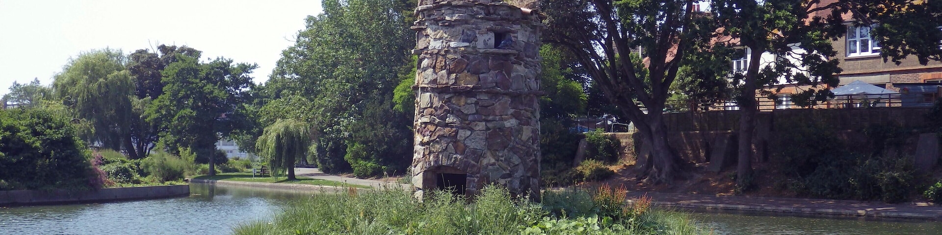 Folly for birds to roost, Egerton Park lake, Bexhill