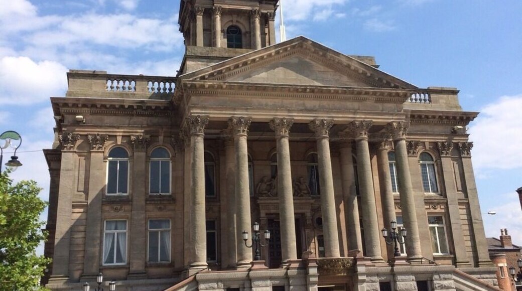 Hamilton Square Birkenhead. Large collection of Georgian listed buildings.