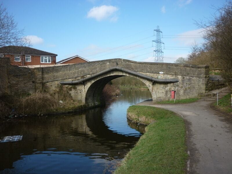 Photograph of Tottleworth Bridge, bridge number 108 over the Leeds and Liverpool Canal in Rishton, Lancashire