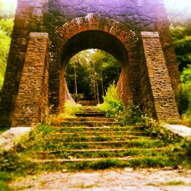 Amazing bit of design .This is part of the bridge feature in an earlier picture i put on here. This is the top of the bridge. 