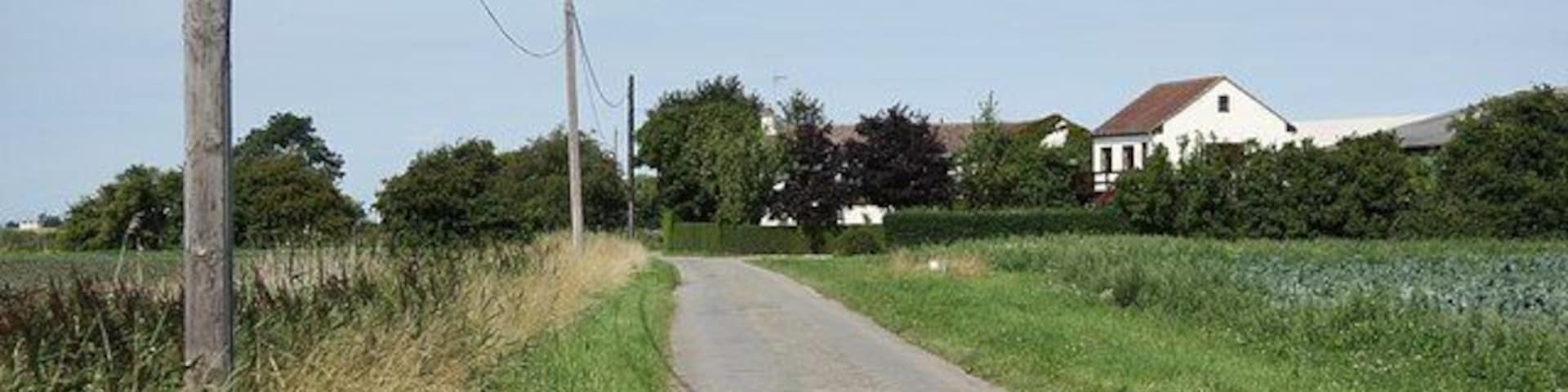 Cherry Holt Lane View to Somerset House on Cherry Holt Lane