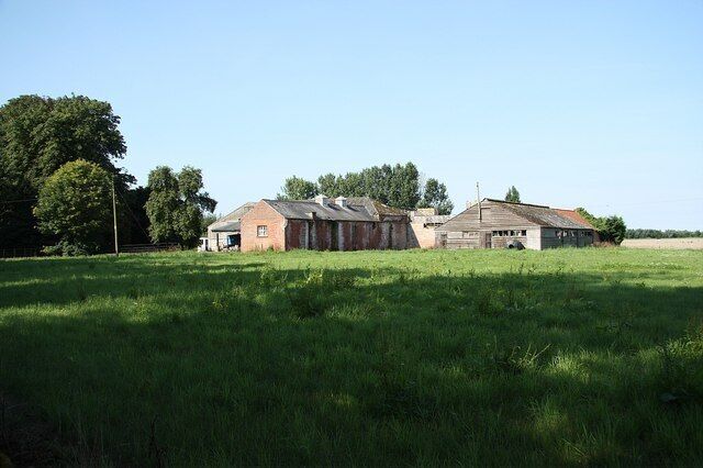 Manor Farm buildings Farm buildings near Kirton