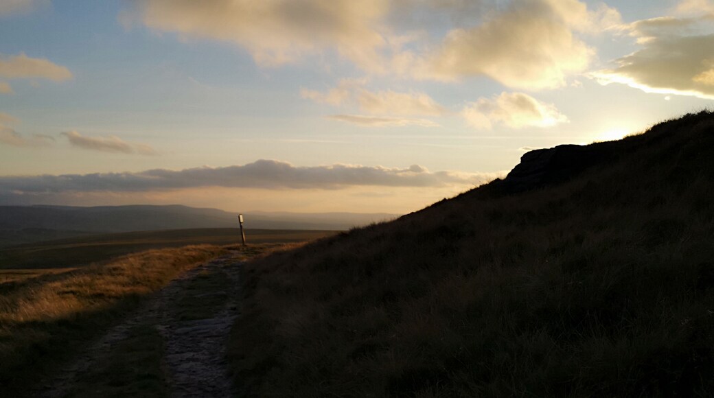 Late light on the Mary towneley loop