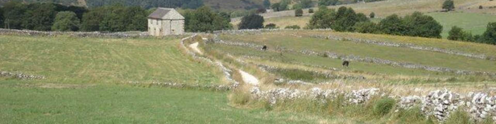 Highfield Lane Limestone barn on Highfield Lane above Hartington. Sheen Hill in the distance behind it.