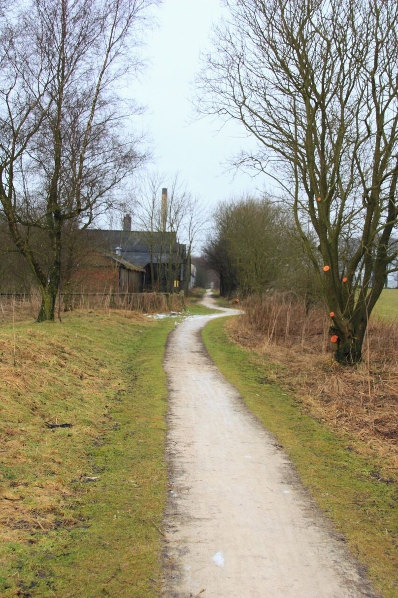 High Peak Trail, Friden Note the chimneys of the brickworks nearby