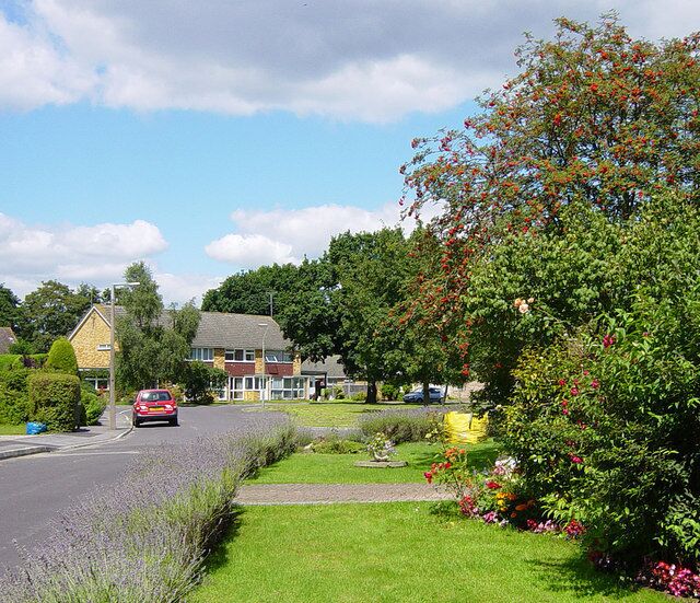 Hollytree Gardens leading to Sheridan Road This residential area south of Frimley High Street is pleasant, well-spaced and quiet, with green space and trees. All the amenities of Frimley town centre are within walking distance.