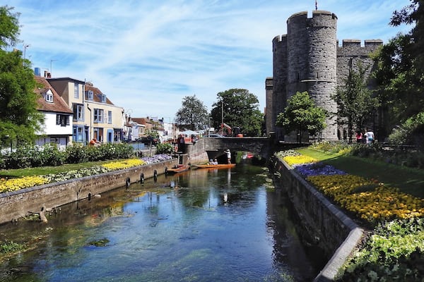 The historic River Stour which flows through Canterbury, England. (June 2017)
#LocalSecrets #Trovember #History