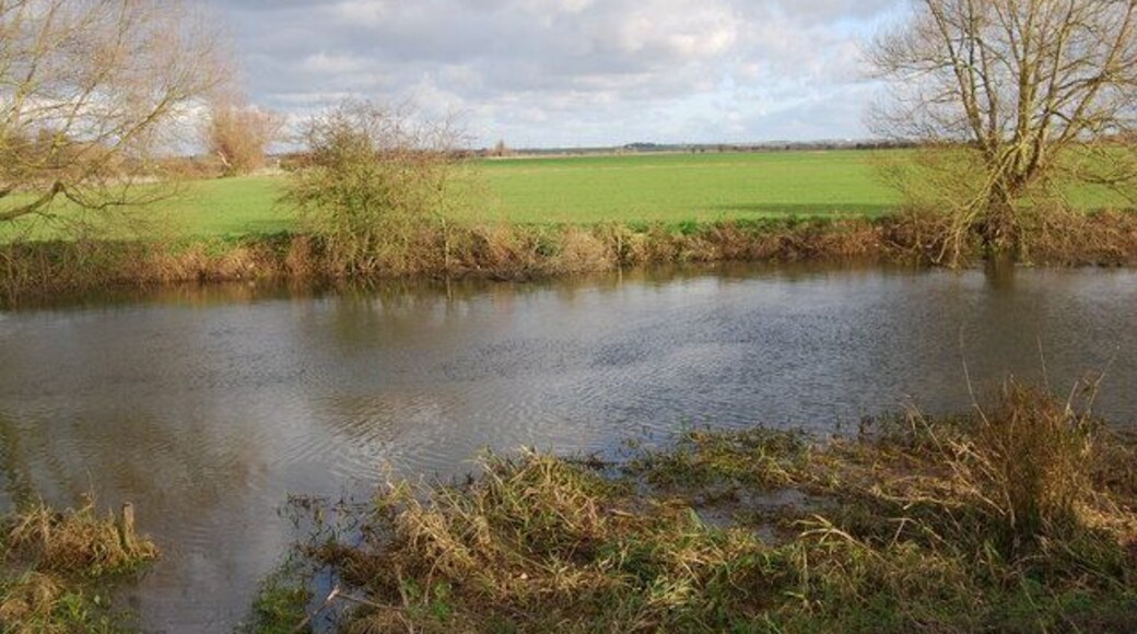 Great Stour & flood plain near Grove Ferry