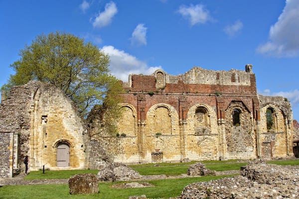 Completely in ruins, this is a very less visited site by tourists. This was a monastery used by St Augustine for educational and religious purpose. Today there are only few leftover dilapidated walls, graves and a lush green scenery all around. One needs to buy a ticket to view the Abbey ruins. Part of UNESCO World Heritage Site
Excerpts from
https://theredbagandpurpleshoes.wordpress.com/2014/08/02/the-hidden-gem-of-english-heritage-canterbury/