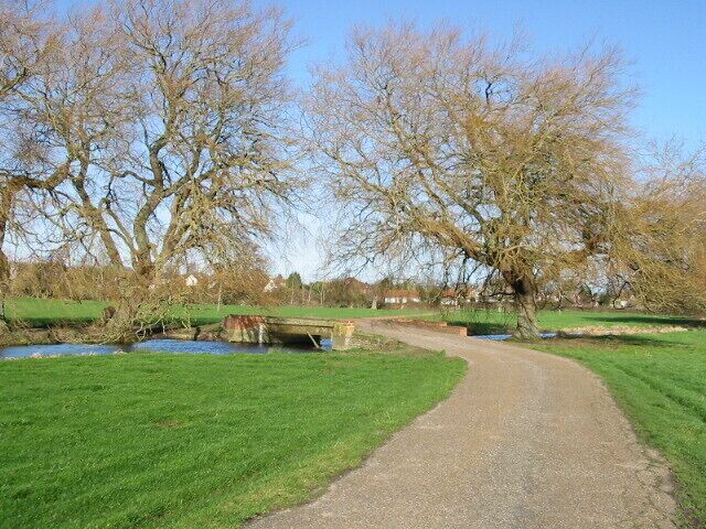 Bridge over the river Nailbourne, Garrington.