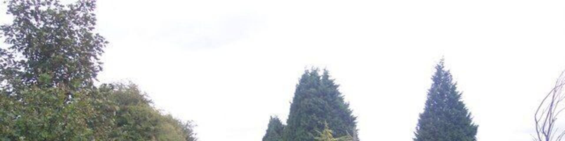 Railway to Sturry This line leads from Canterbury West towards Sturry and then onto Minister and Margate. It is seen from the level crossing near Broad Oak. The Shalloak Road Crossing is just seen in the background.