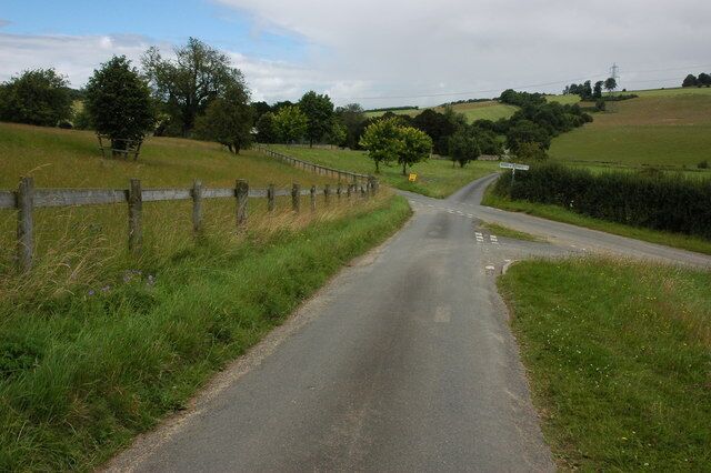 Crossroads at Cassey Compton The River Coln, a tributary of the River Thames, flows through this valley.
