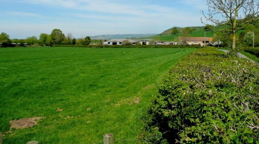 View to Grange Farm, Woolstone Looking north with Oxenton Hill to the right and Bredon Hill in the centre distance.
