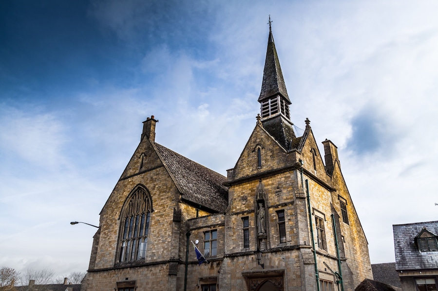 St Edward's Hall, Stow-on-the-World, in the Cotswolds Wikidata has entry Q26465306 with data related to this item.