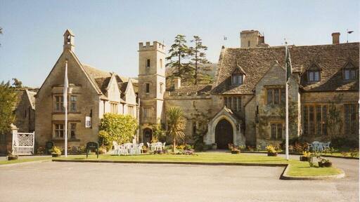 De La Bere Hotel in 1997. Dates back to 1485.