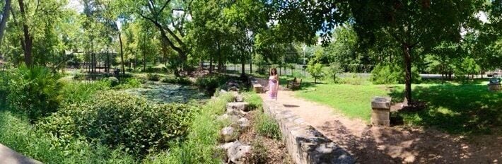 An absolutely breathtaking outdoor sculpture museum. Getting my fill of art and nature all in one spot! 🌸