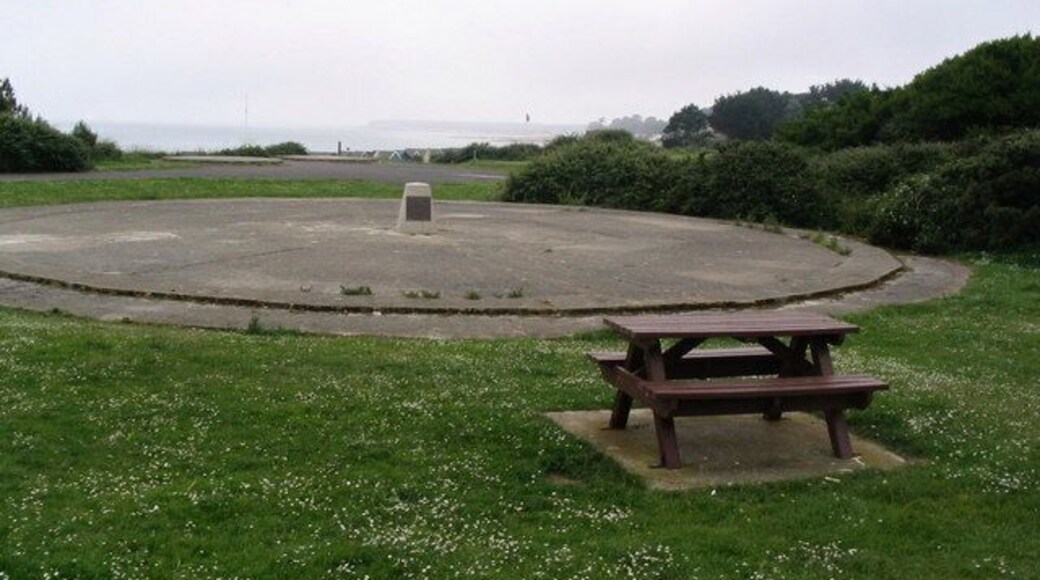 Old radar site at Highcliffe This large concrete circle, and the two smaller ones behind were the bases of large radar domes used for post-war research and development. The story of the site is told on a plaque on the monument in the centre of the circle.