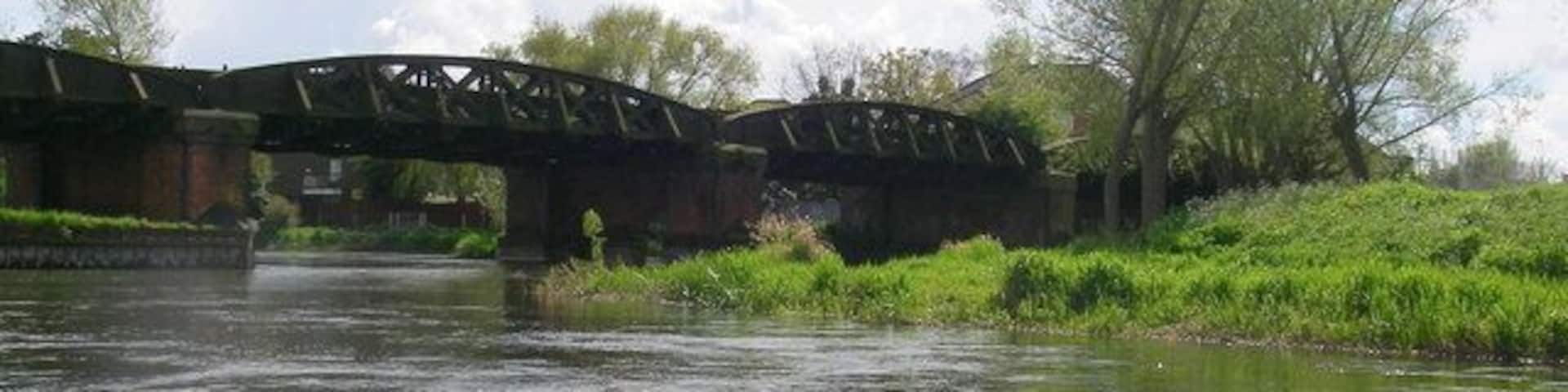 Railway bridge over the river Avon Looking downstream through the railway bridge.