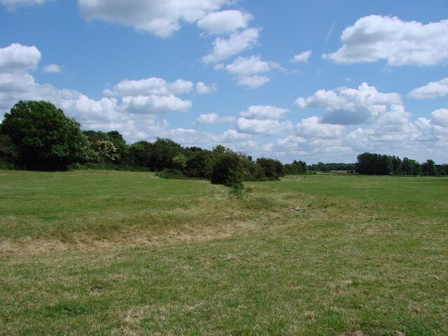 Dormant Thames in late spring