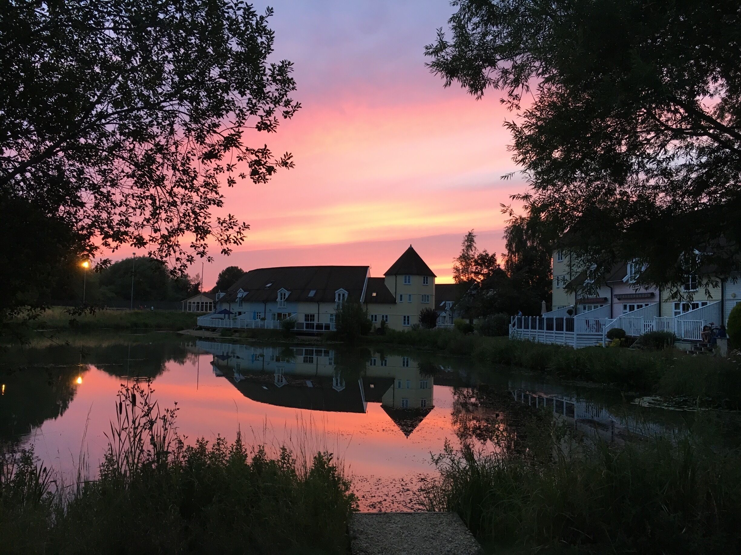Another beautiful sunset over the lake 