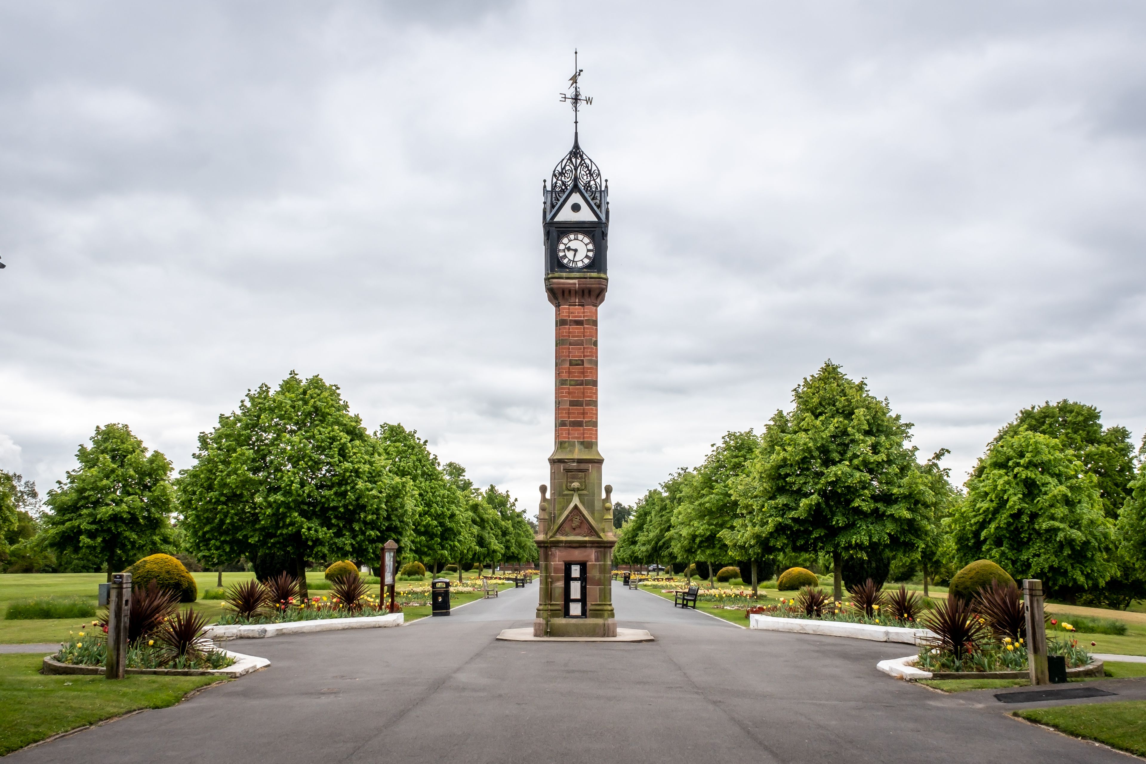  jubilee clock tower, queens park, crewe, cheshire