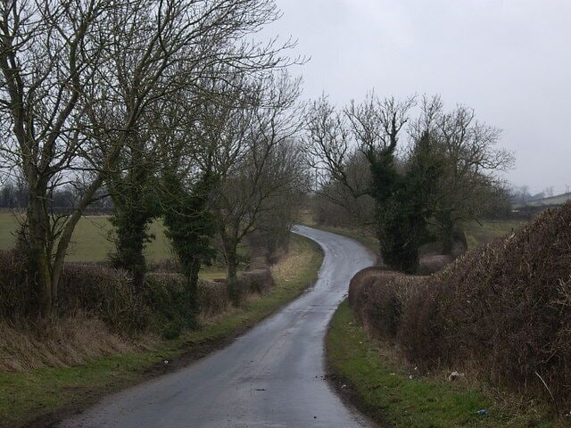 A dip in Whiley Hill lane