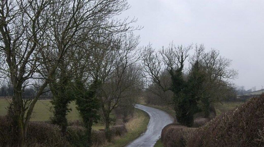 A dip in Whiley Hill lane
