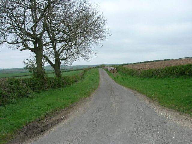 Minor Road out of Foxholes Heading towards Sherburn.