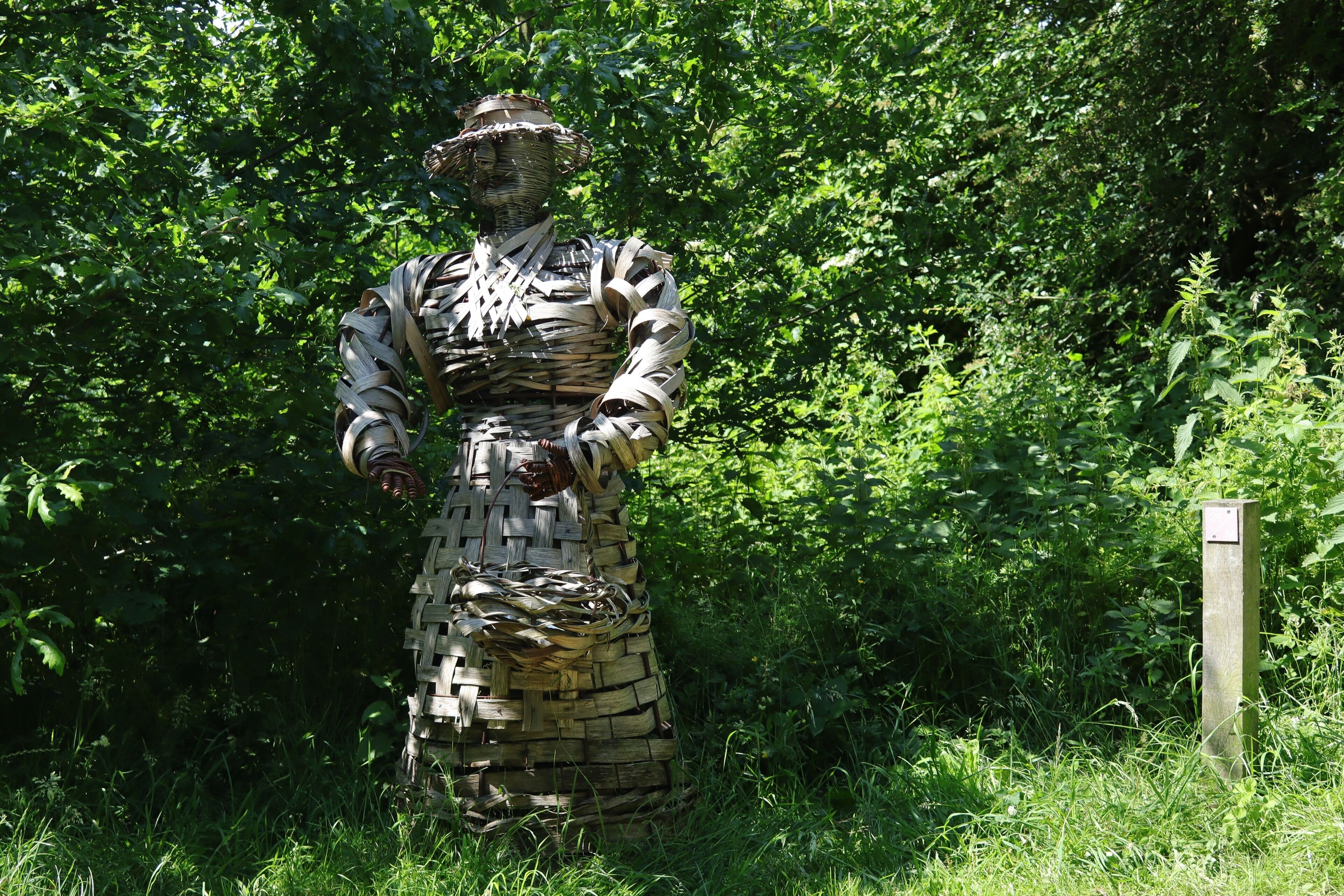 Wicker woman leading to the river lovely place to explore